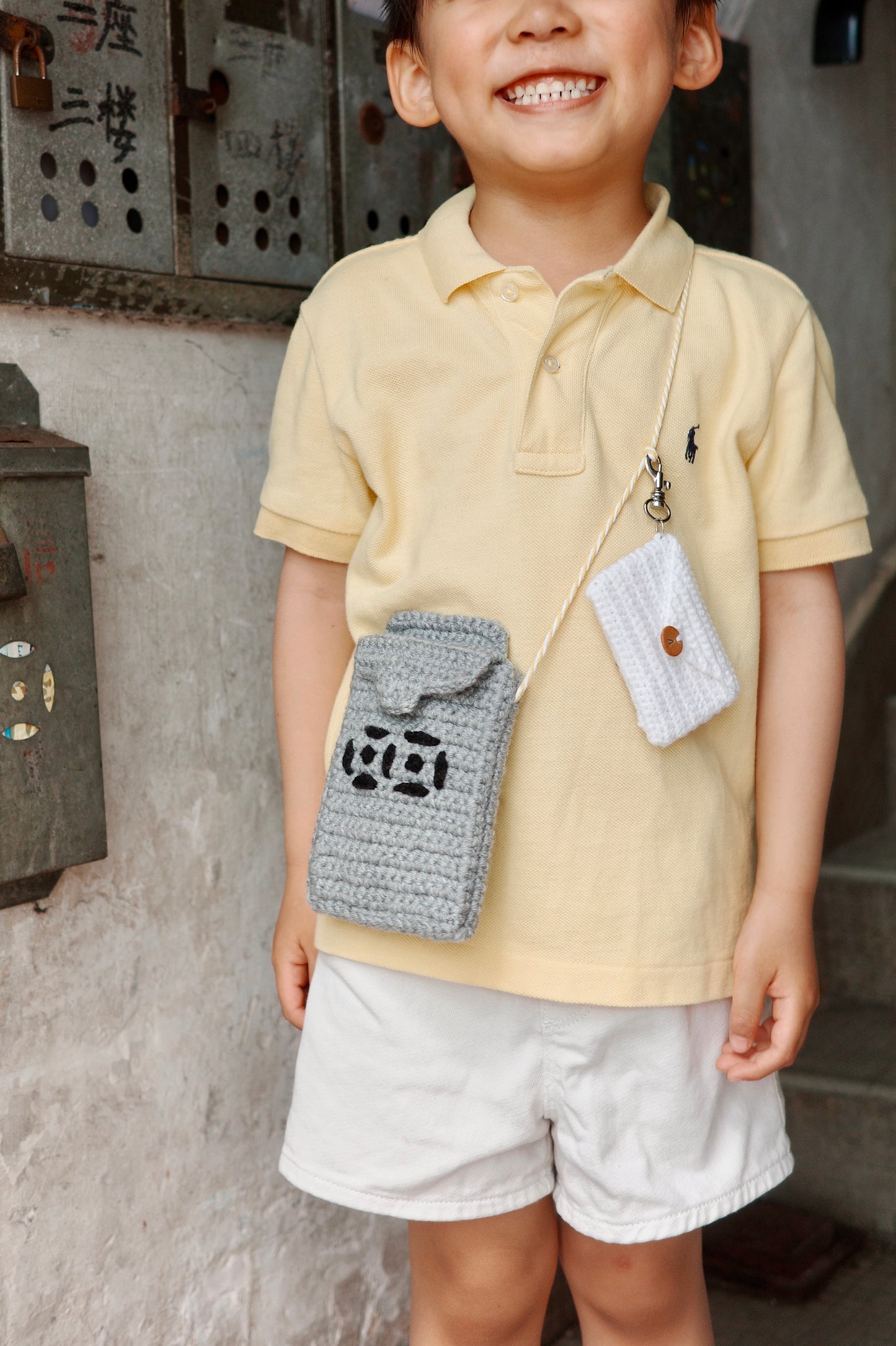 Mailbox Pouch and Letter Card Holder | 鐵皮郵箱小袋與回家的信卡套