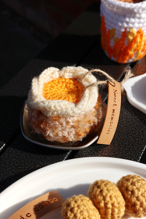 Apricot Jam Cake Ornament | 黃梅醬西餅掛飾